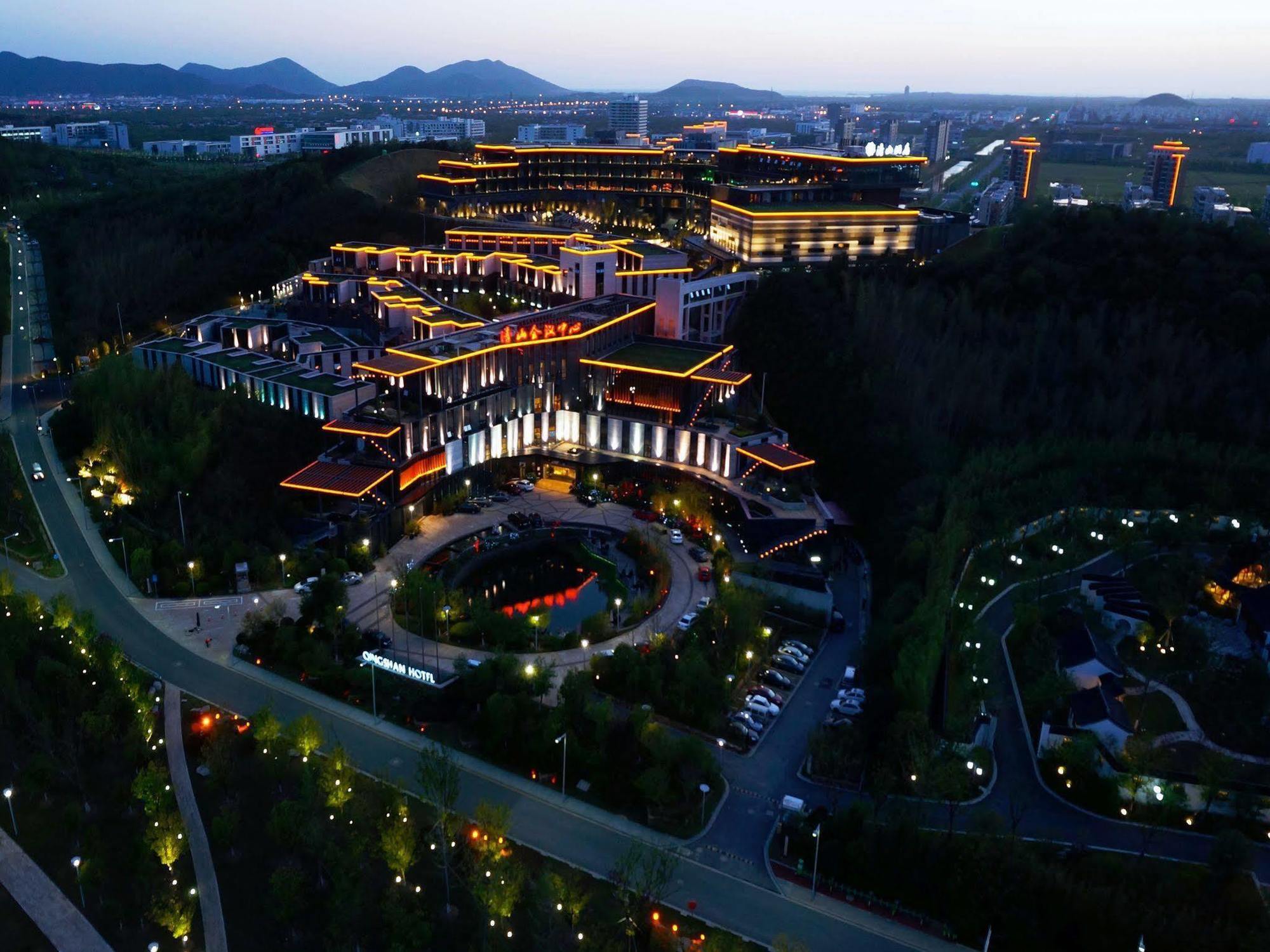 Suzhou Qingshan Conference Center Hotel Exterior photo